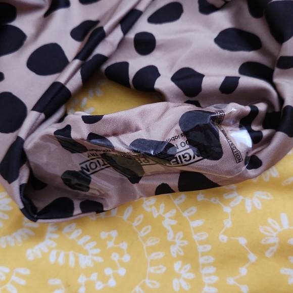 Nasty Gal leopard swimsuit bottoms - Picture 3 of 3